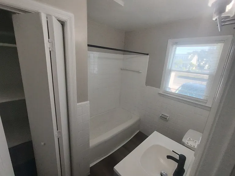1229 W Ocean View Ave #A — Photo 3