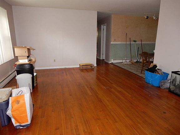 2nd image of 126 Euclid Ave