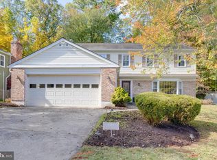 9369 Tovito Dr, Fairfax, VA 22031