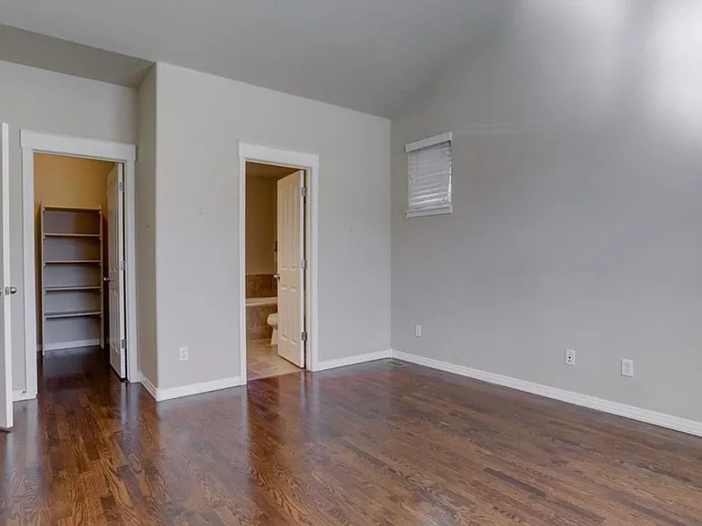 3177 Geneva Ct — Photo 11