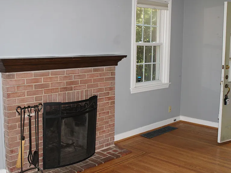 35 Moreland Rd — Photo 7