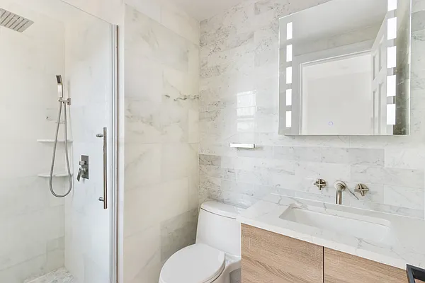 Rented by Compass | media 14