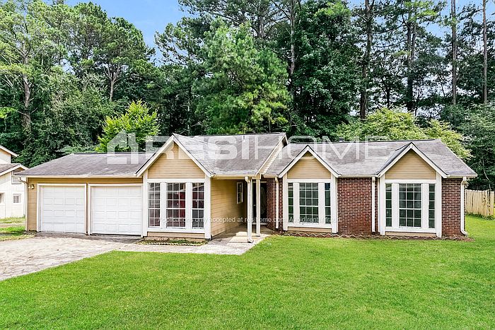 1st image of 224 Blue Heron Dr