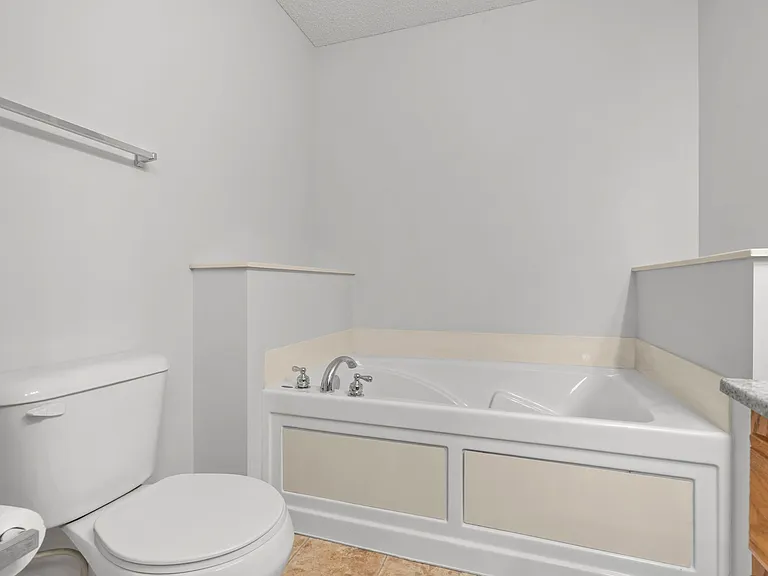 17412 Gettysburg Way — Photo 30