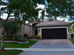 1059 Nandina Dr, Weston, FL 33327