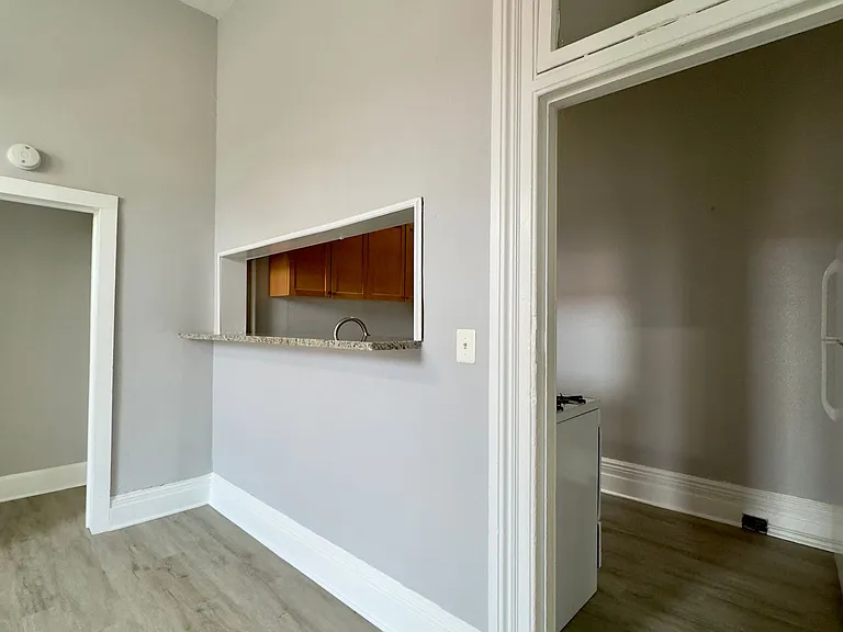 For Rent: Spacious Urban Living at 1322-1324 Eutaw Pl Your Ideal City Dwelling! — Photo 12