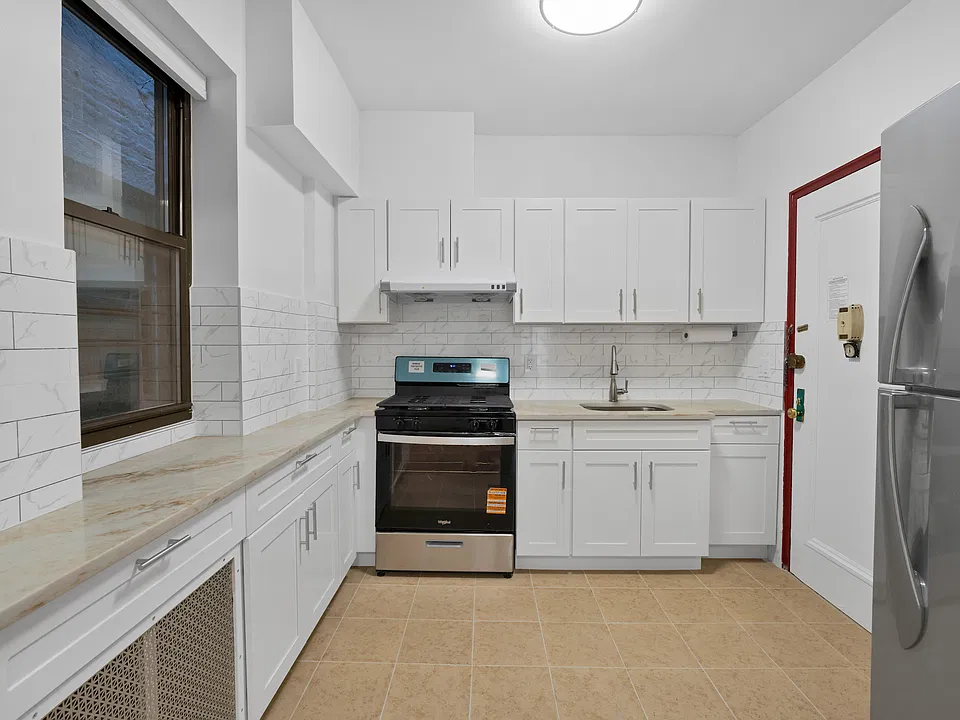 32 Mulberry St #5