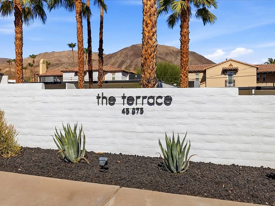 45875 Ocotillo Drive