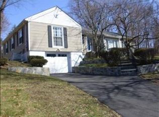 23 Williams St, Fishkill, NY 12524