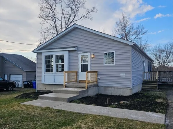 111 Grove St, Angola, NY 14006