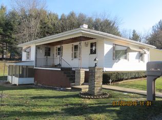 5 Snell Dr, Crooksville, OH 43731