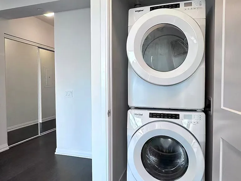 7895 Jane St #601 — Photo 14