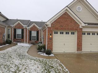 2004 Commons Circle Dr, Batavia, OH 45103