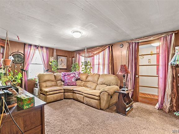4th image of 11327 Wyandale Rd