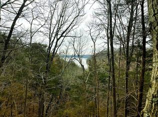 8435 Spruce Dr, Rogers, AR 72756