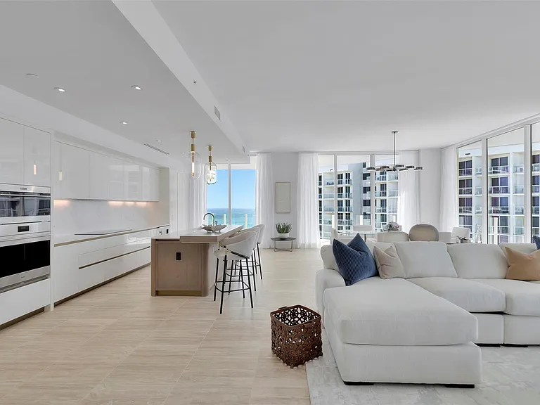 525 N Fort Lauderdale Beach Blvd #1903 — Photo 25