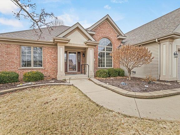 3rd image of 7170 Brimmer Way