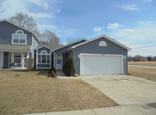 1301 6th St, Harvard, IL 60033