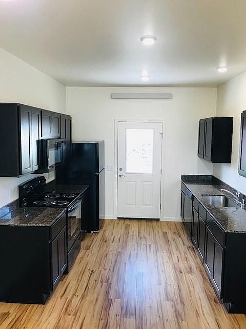 1st image of 5706 Twins Way #4