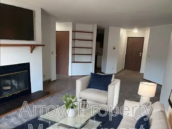 205 E Arbor Ave #303G, Bismarck, ND 58504