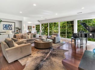 2410 Nichols Canyon Rd, Los Angeles, CA 90046