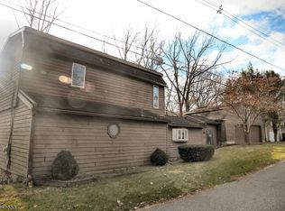 34 Mill Rd, Oxford, NJ 07863