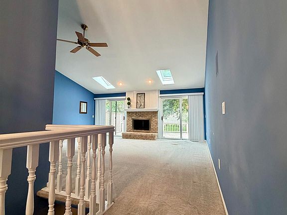 4th image of 43076 W Kirkwood Dr