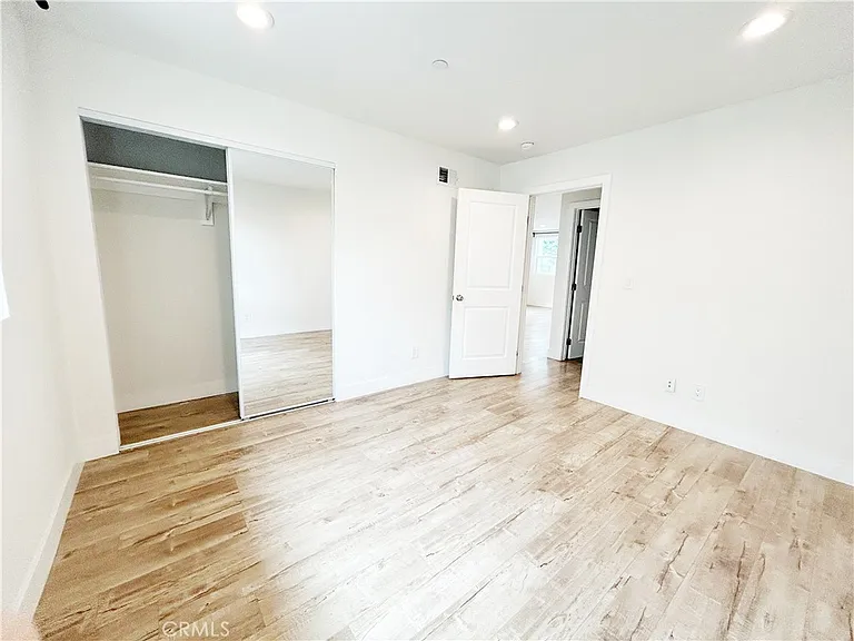 10826 Morrison St — Photo 23