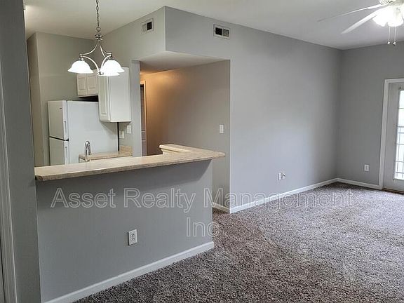 3rd image of 8122 Elderberry Dr #2