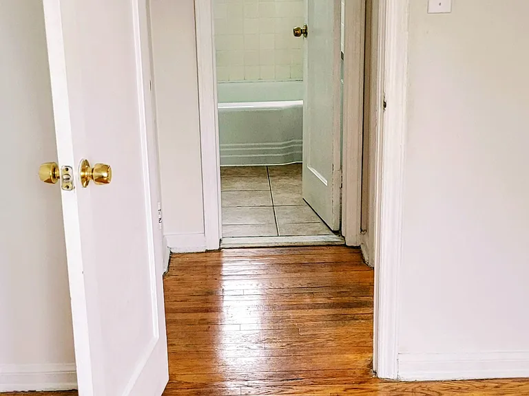 37A 16th Ave #A — Photo 7