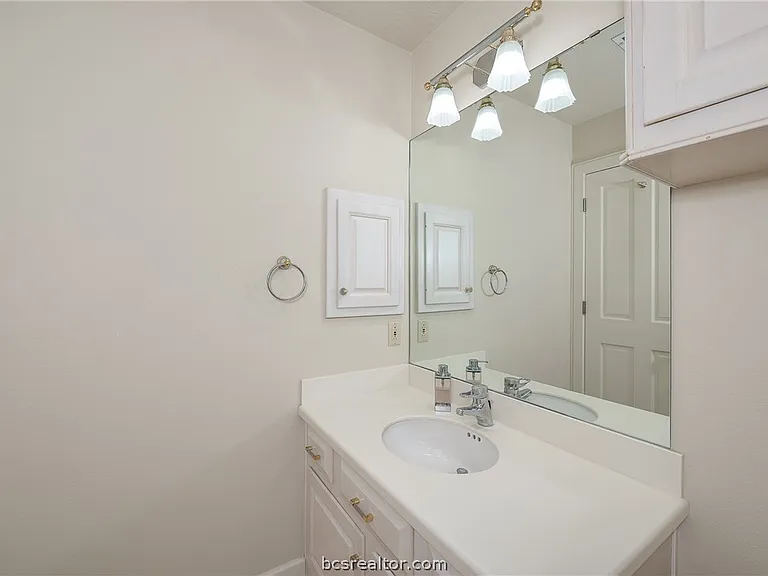 4776 Stonebriar Cir — Photo 35