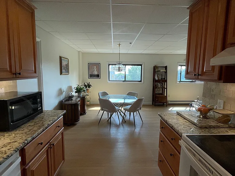 900 N Broom St #26 — Photo 3