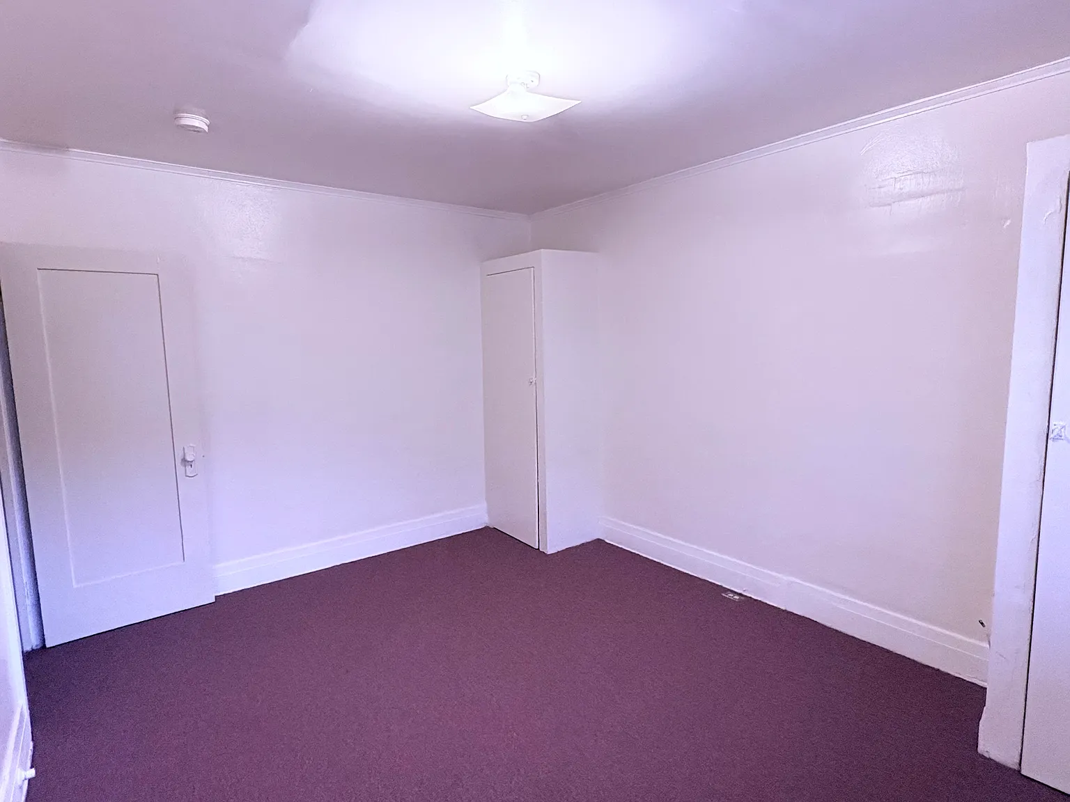 4 bed, 1700 sqft, $4,067 — Photo 3