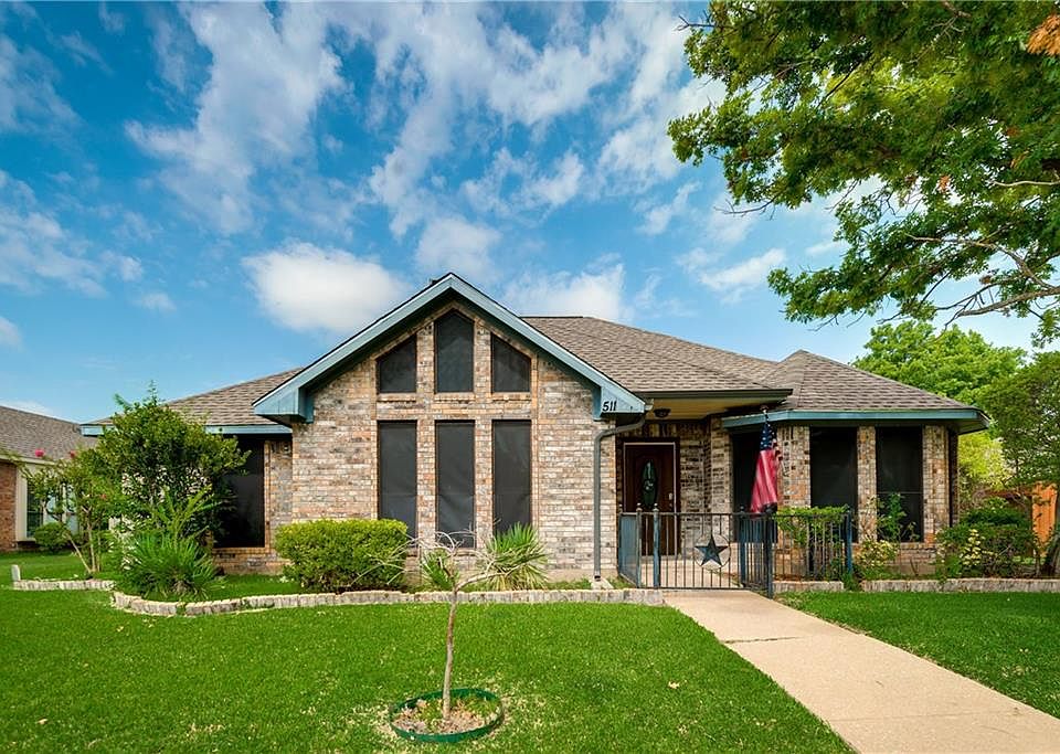 1st image of 511 N Winding Oaks Dr