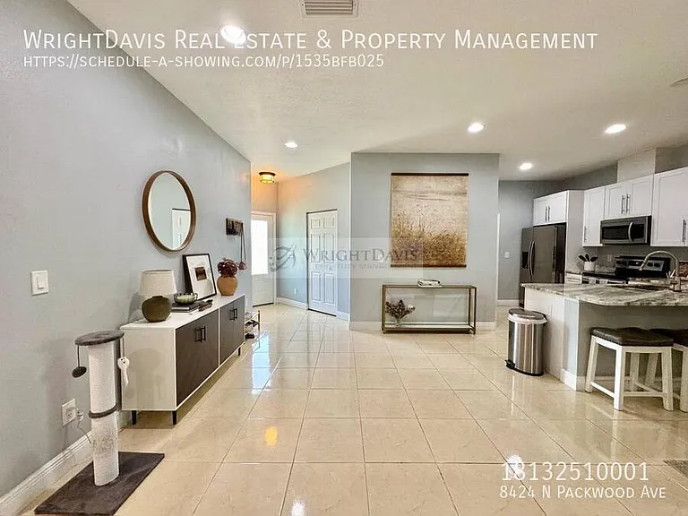 8424 N Packwood Ave — Photo 6