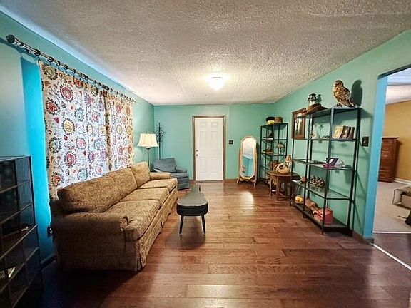 2nd image of 1710 S Orchard Knob Ave