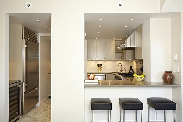 Sold by Stribling | media 13