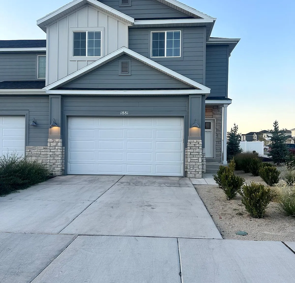 4 bed, 2.5 bath, 1800 sqft, $2,800 — Photo 3