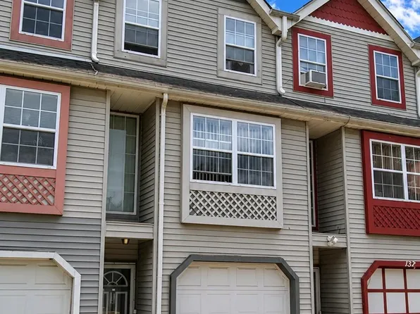 135 Mariners Ln, Staten Island, NY 10303