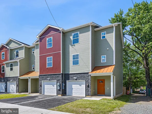 596 W Thirtieth St, Wilmington, DE 19802