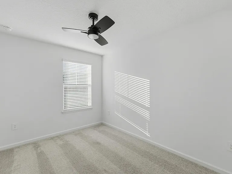 3491 SE 37th Ct — Photo 16