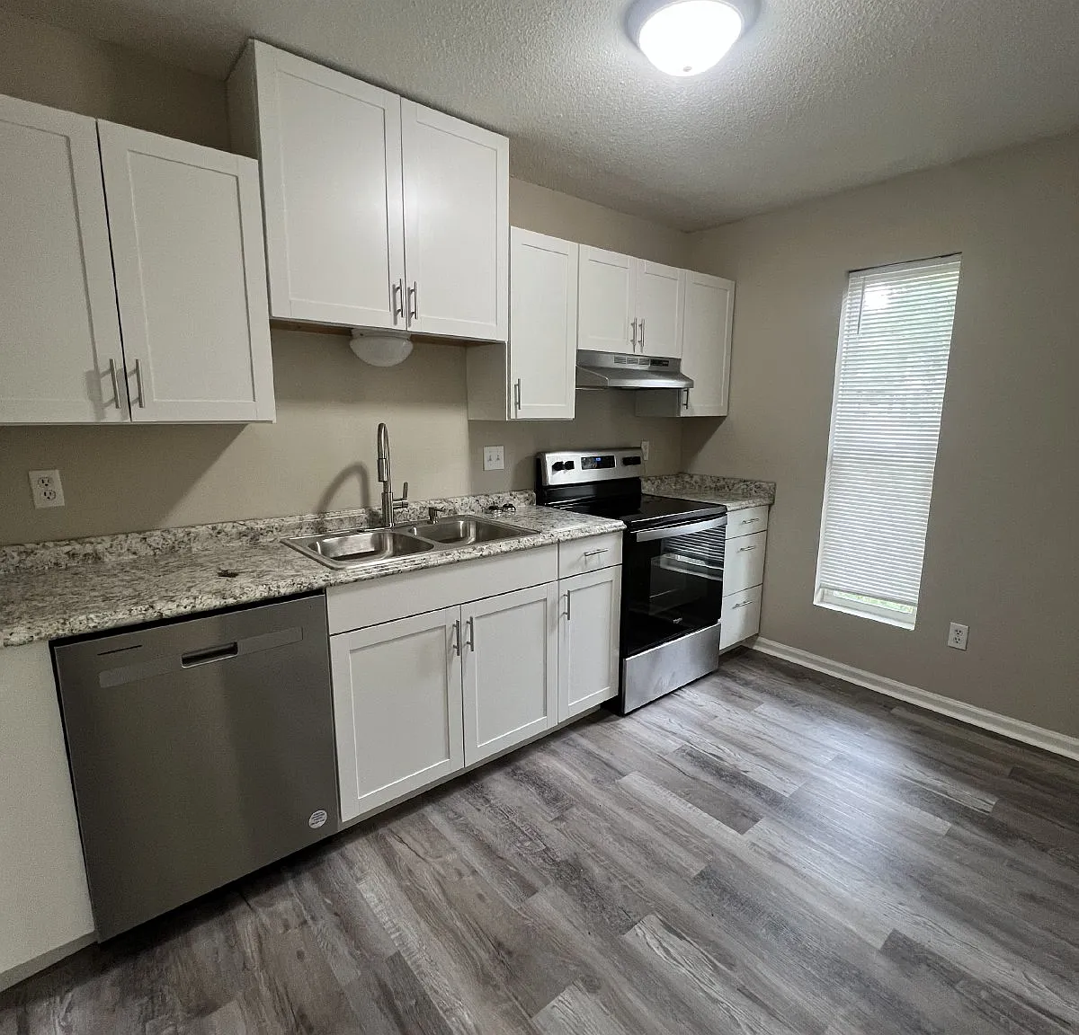 1430 Stratton Place Drive unit B — Photo 4