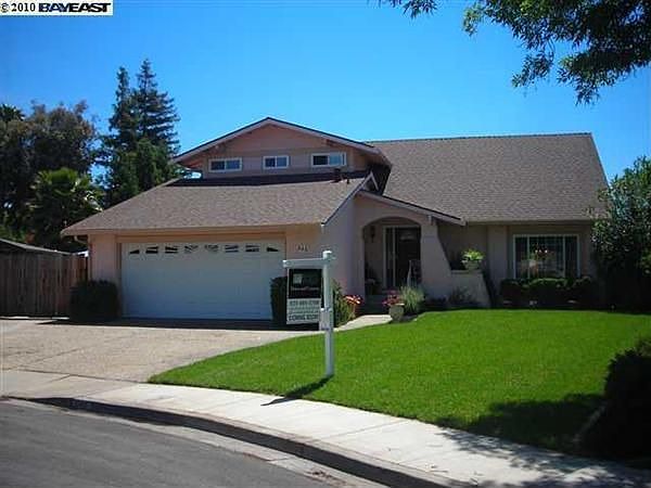 1st image of 848 Sylvaner Dr