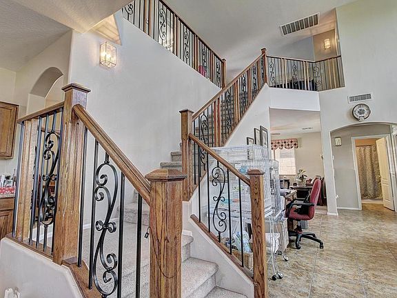 2nd image of 10404 W Albeniz Pl