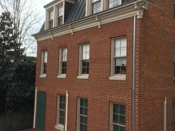 28 S Calhoun St, Baltimore, MD 21223