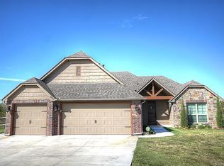 12859 N 38th East Pl, Skiatook, OK 74070