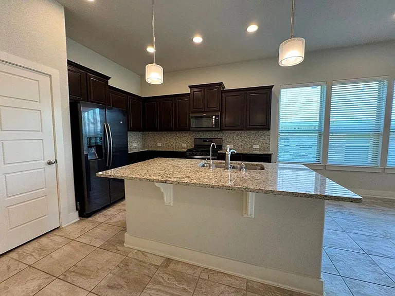 12008 Reindeer Dr — Photo 10