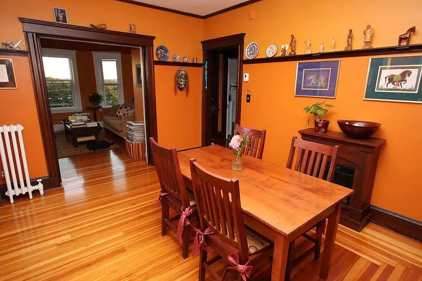 3 bed, 1169 sqft, $4,200 — Photo 2