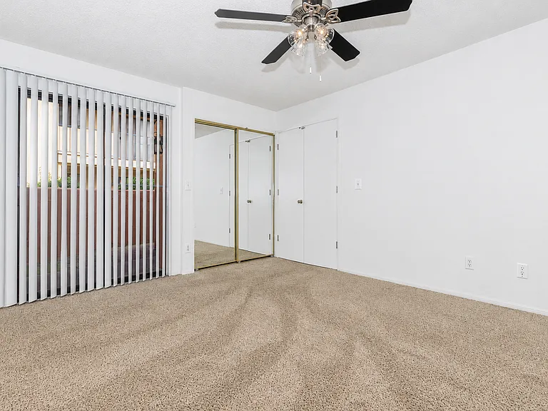 Rio Cancion Apartments — Photo 64