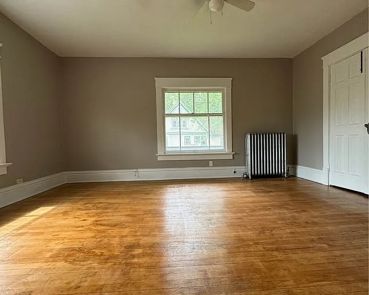 83 Oakdale Ave #4 — Photo 5
